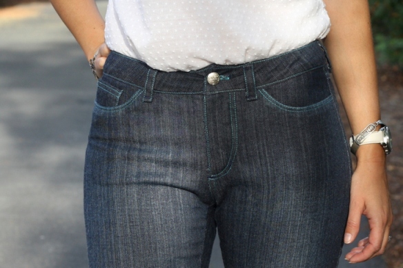 Liana jeans zipper close